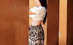 脱了全部的衣服亲嘴